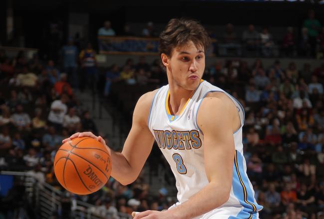 Danilo Gallinari provided most of Denver's offense in the first quarter.
