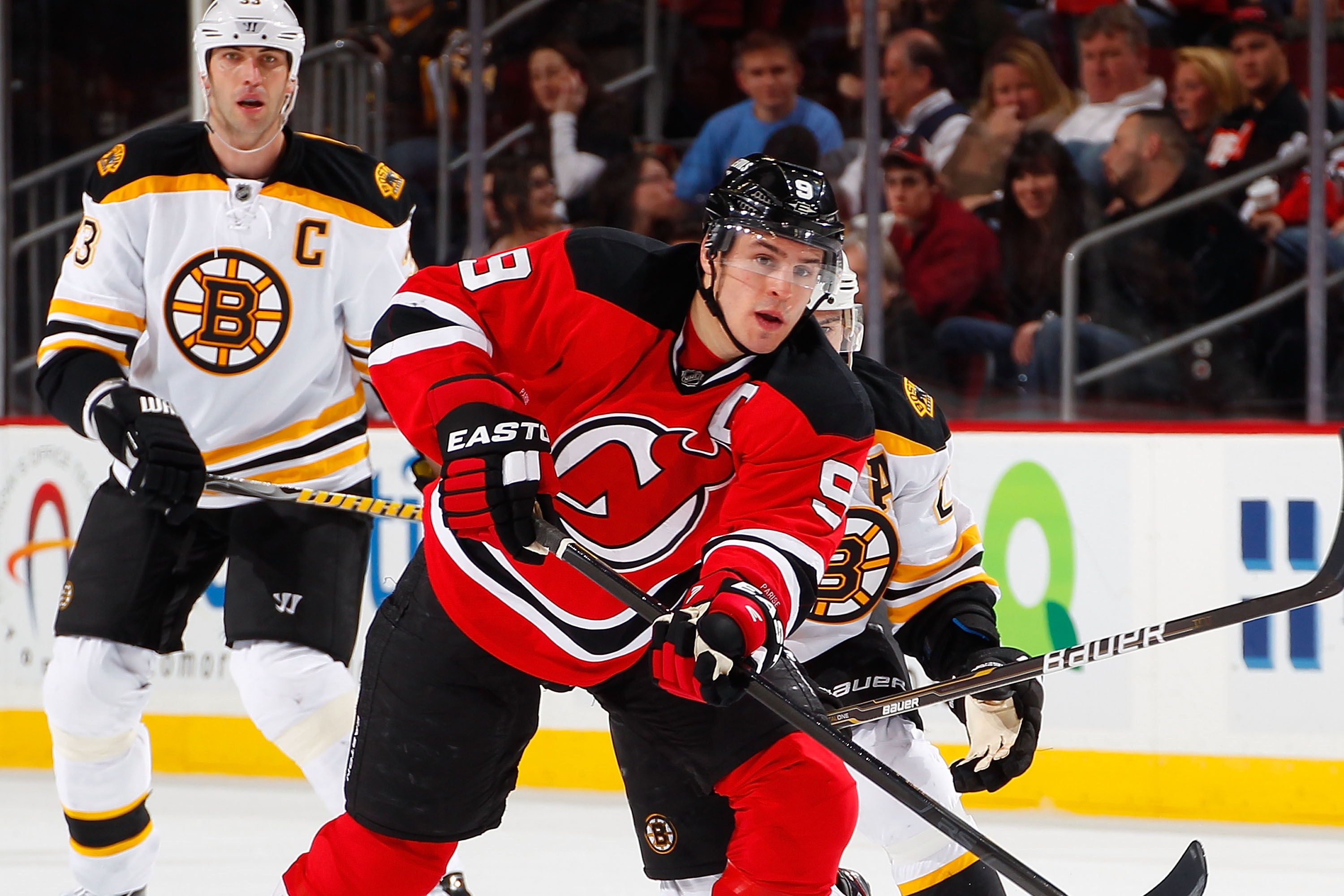 Boston Bruins Sign