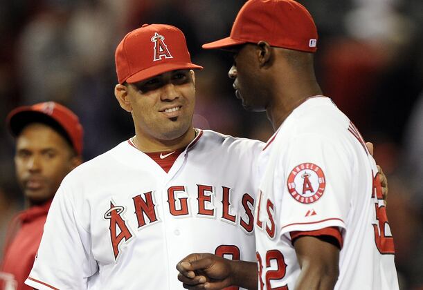 LaTroy Hawkins out 4-6 Weeks with Broken Finger