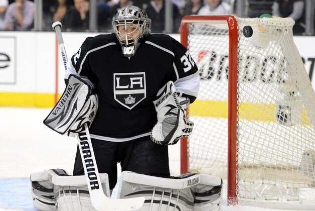 UMass' Quick Backstops Kings to Western Conference Finals