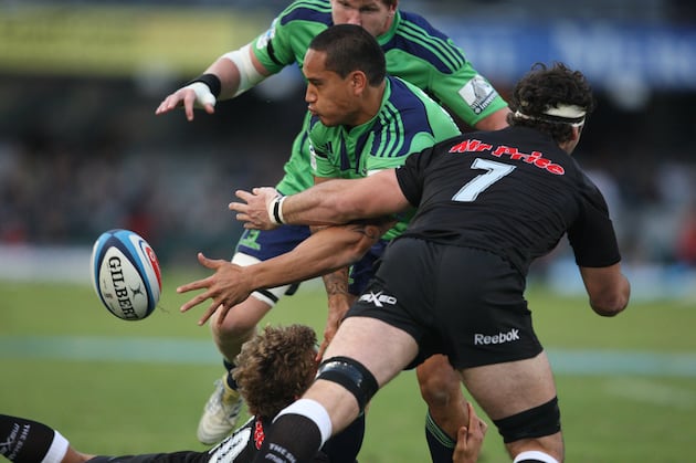 Super Rugby Playoff Race Heats Up as Contenders Keep Pace