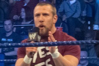 297px-daniel_bryan_promo_cropped_crop_north