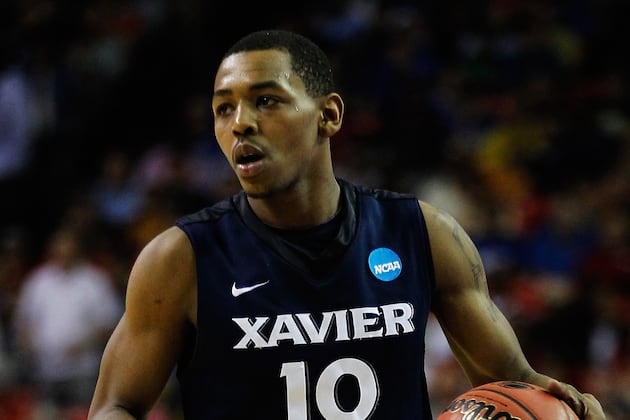 Arizona Basketball: Is Mark Lyons the Wildcats' Best Option at Point Guard?