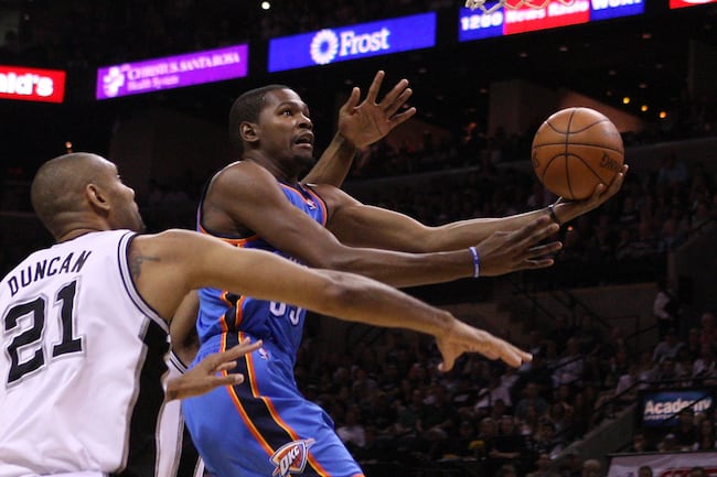 Kevin Durant glides in with two of this game-high 13 first half points.