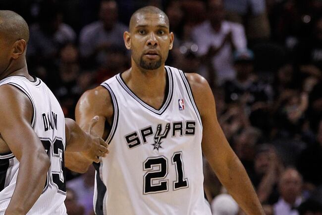 Tim Duncan has 11 points and 11 rebounds.