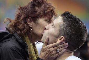Vanpersie_1517609a_crop_north