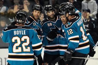 Joethorntonjoepavelskivancouvercanucks93g4zhhvakzl_crop_north