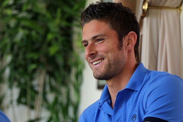 Arsenal Transfers: Olivier Giroud Arrival Hints at Robin Van Persie Exit
