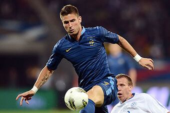 Olivier-giroud-is-thought-008_crop_north