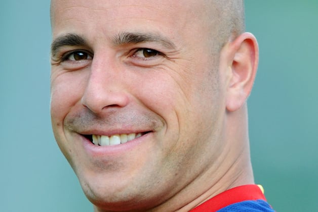 Spain's Pepe Reina Says Uefa Must Improve Quality of Pitches