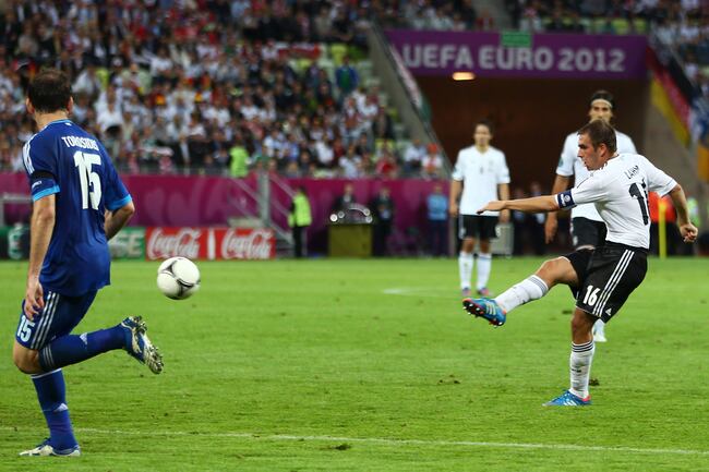 Lahm shoots Germany ahead