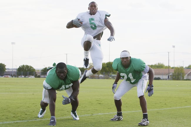 9-1-10-football3-rb_crop_north