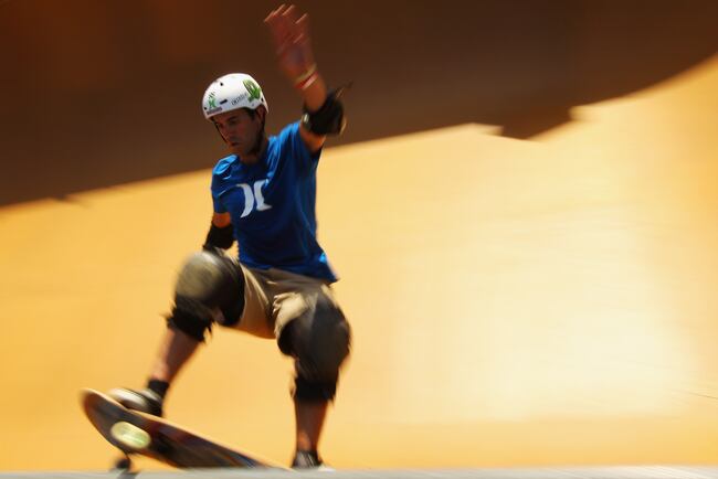 139302400_crop_north