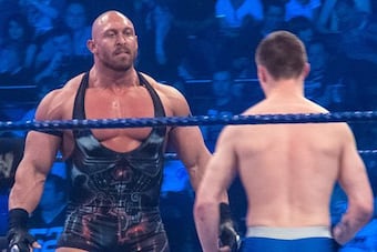 Ryback-vs-james-lerman-simon-wikipediadotorg_original_crop_north
