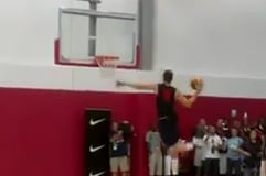 Blake Griffin Dunks at Team USA Basketball Practice