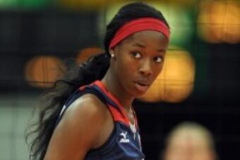 Destinee-hooker-usa-volleyball1-300x161_crop_north