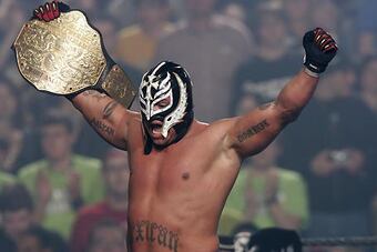 Rey-mysterio_crop_north