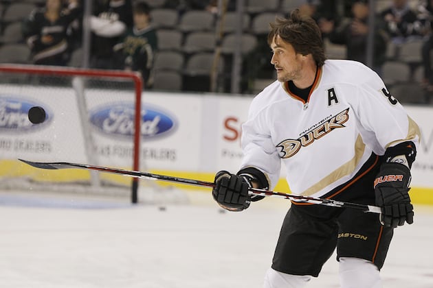 Teemu Selanne: Anaheim Duck Is One of the NHL's Last True Treasures