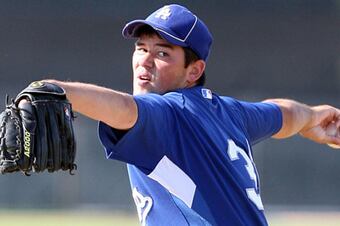 Zachlee_dodgers_crop_north