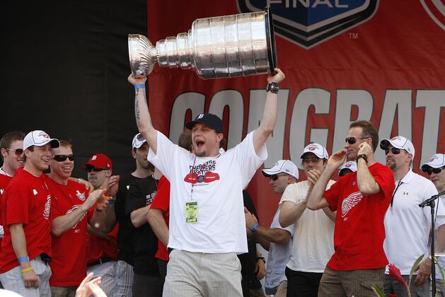 Former Red Wing Drops PPO Against Ex-Girlfriend
