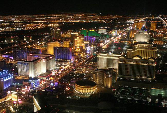 Las-vegas-skyline_crop_north