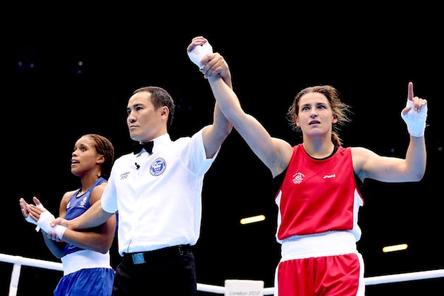 Jonas Defeats Underwood on Historic Day for Women's Boxing