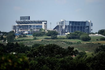 149132711_crop_north