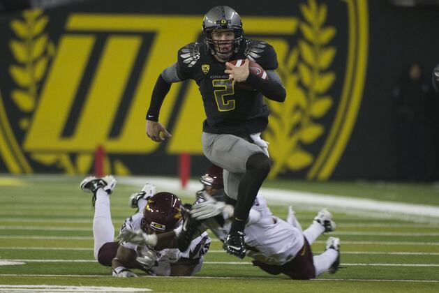 Oregon Football: Arguing Both Sides of the Ducks' Quarterback Battle