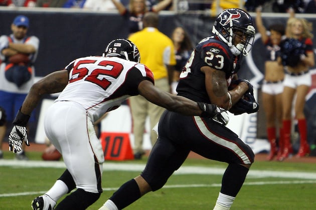 NFC South Morning Jog: Falcons LB Akeem Dent Will Miss Game with Concussion