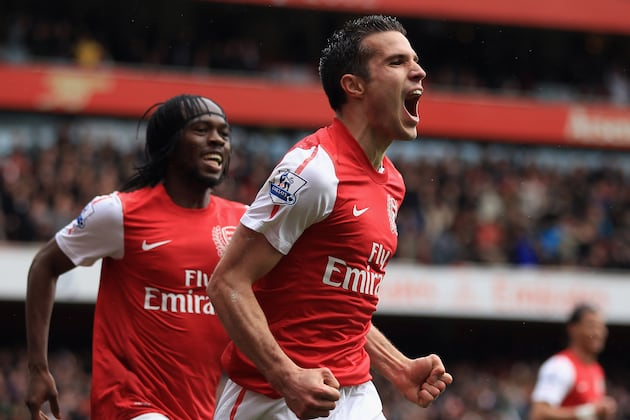 Manchester United: Why Signing Robin Van Persie Makes Them Title Favourites