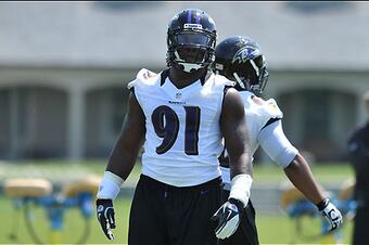 Ravens12_upshaw2_483_crop_north
