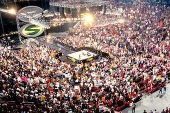 Sumerslam_arena_wwe_crop_north