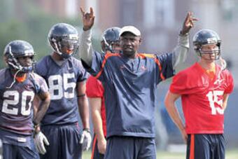 Uva_shawn_moore_culr_1_crop_north