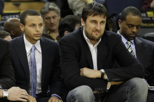 Warriors-curry-bogut-to-have-ankle-surgery-uh1blfau-x-large_crop_north