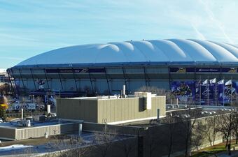 Hi-res-136061969_crop_north