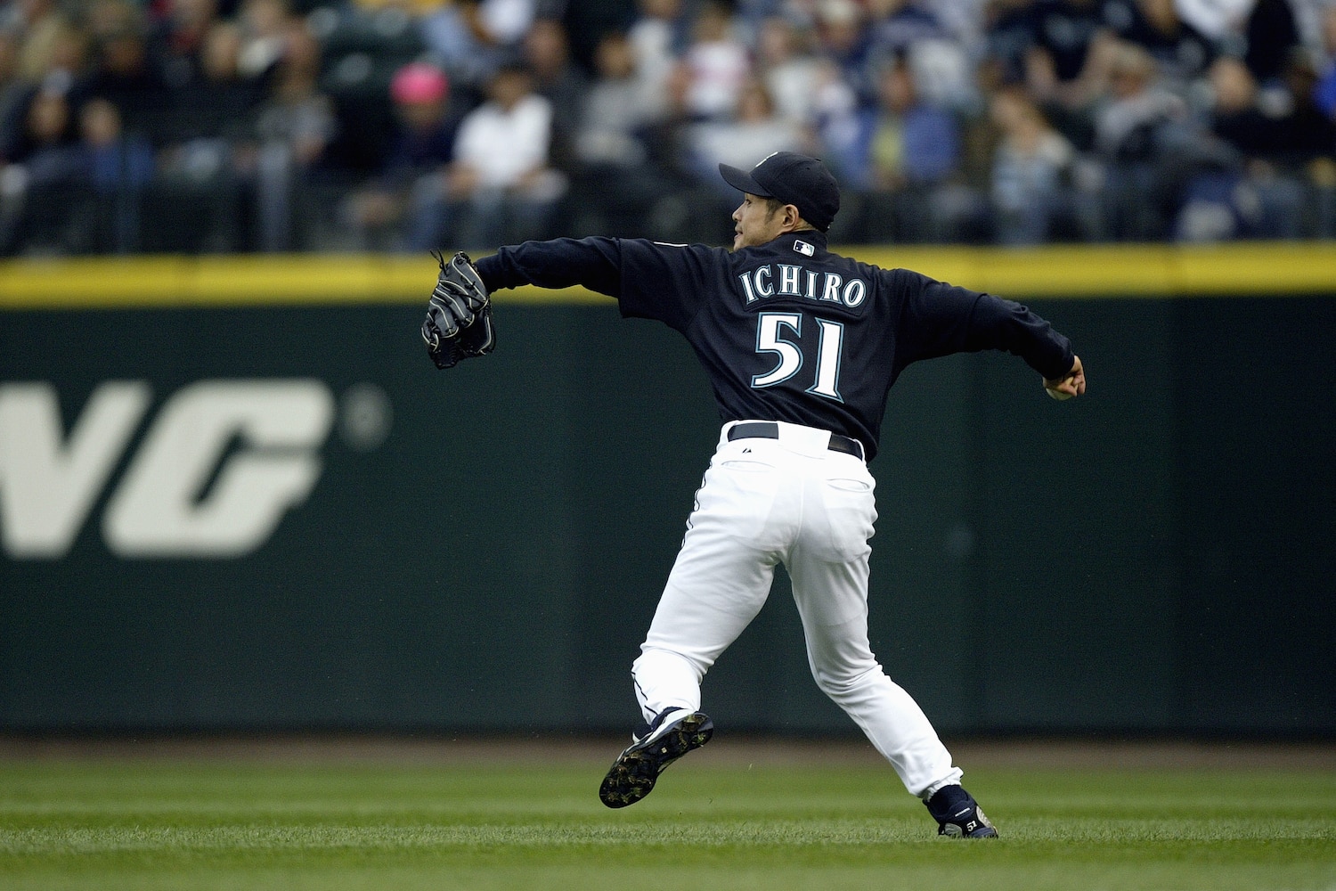 MLB's Top 5 Most Impressive Outfield Throws in the Last 40 Years Bleacher Report