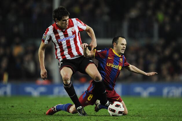 Javi Martinez: Bayern Munich Beat Manchester City to Midfield Star