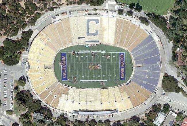 713px-california_memorial_stadium_aerial_crop_north