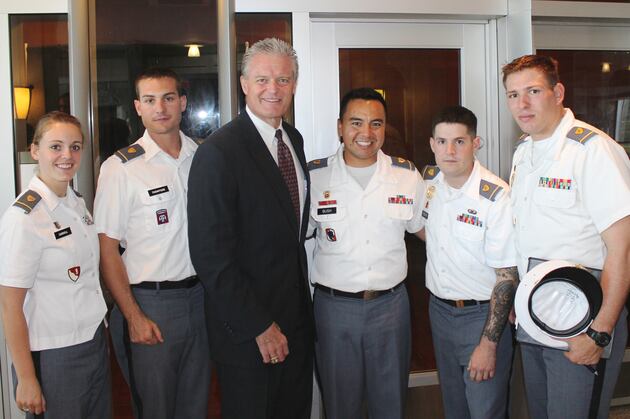 Former New York Giant Bart Oates Promotes Concussion Awareness at West Point