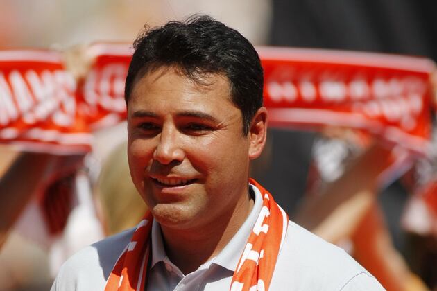 De La Hoya Accuser Ordered to Pay His Legal Bill