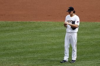 Hi-res-hi-res-151195905_crop_north