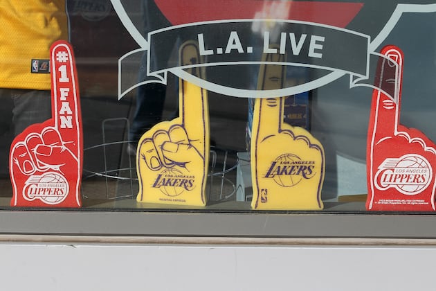 The Los Angeles Clippers Will Best the Lakers This Year, Take It to the Bank