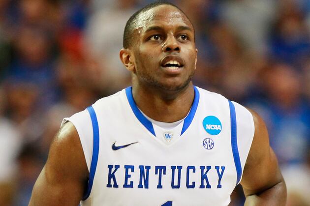 Hornets Sign Darius Miller