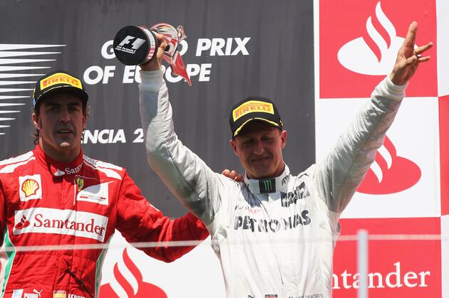 F1: Could Lewis Hamilton's Switch See Michael Schumacher Return to Ferrari?