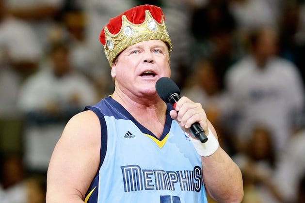 Jerry 'The King' Lawler Collapses Ringside