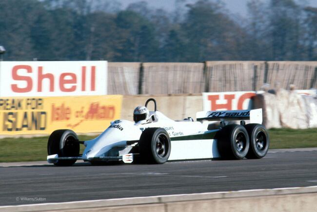 Alanjones_williamscosworth_fw07d_doningtonpark1982_crop_north