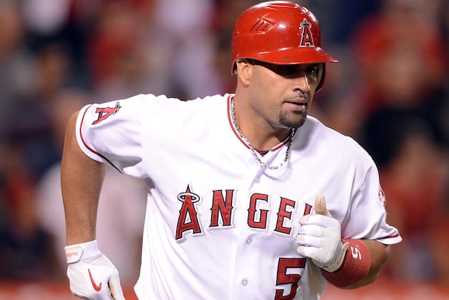 Pujols Back at 1B for First Time Since August 22nd