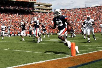 Auburnvsulmonroe_crop_north