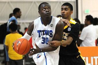 Randlejulius-titans-fivestarbasketballcom