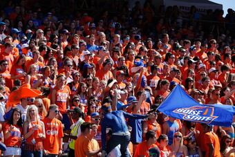 Hi-res-hi-res-152047812_crop_north